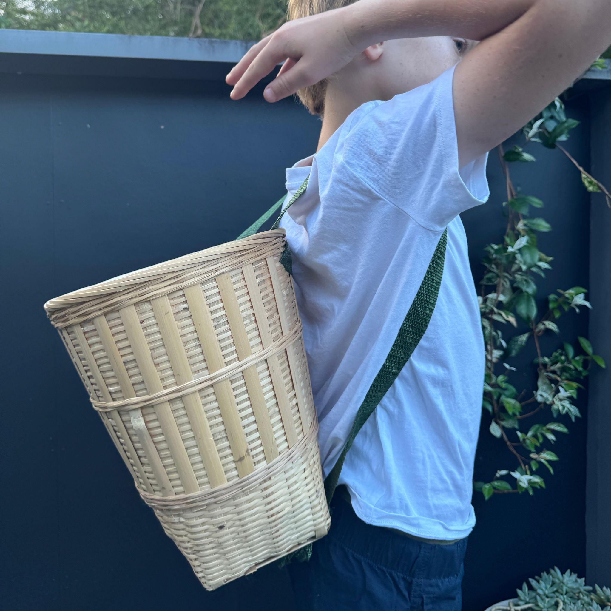 Childrens Foraging backpack