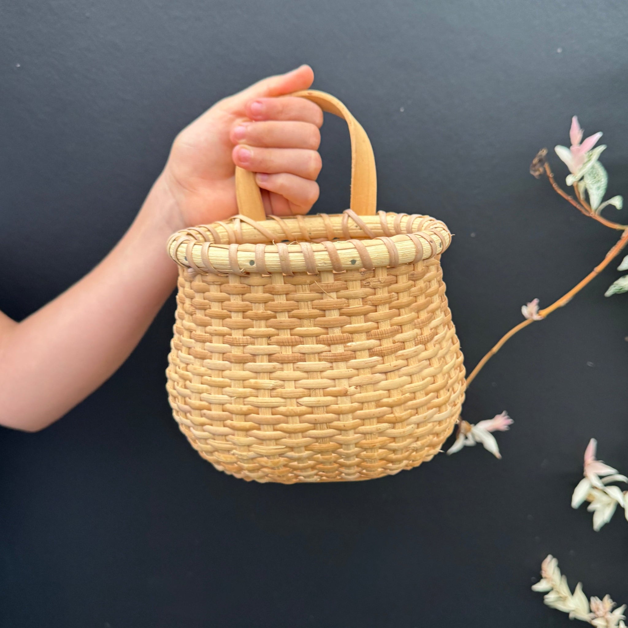 Foraging Basket