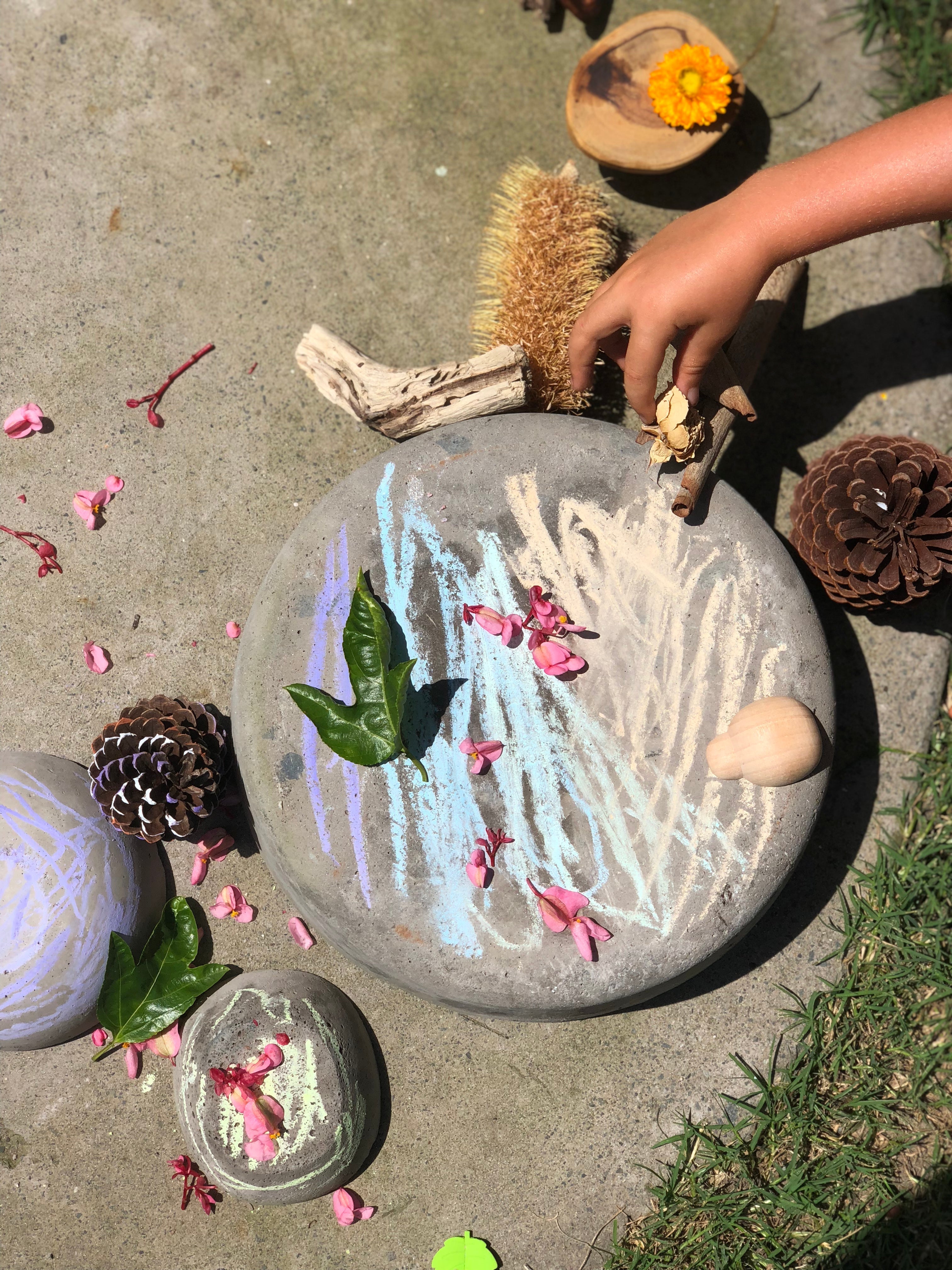 Little Wicca - Raising creatively connected children.