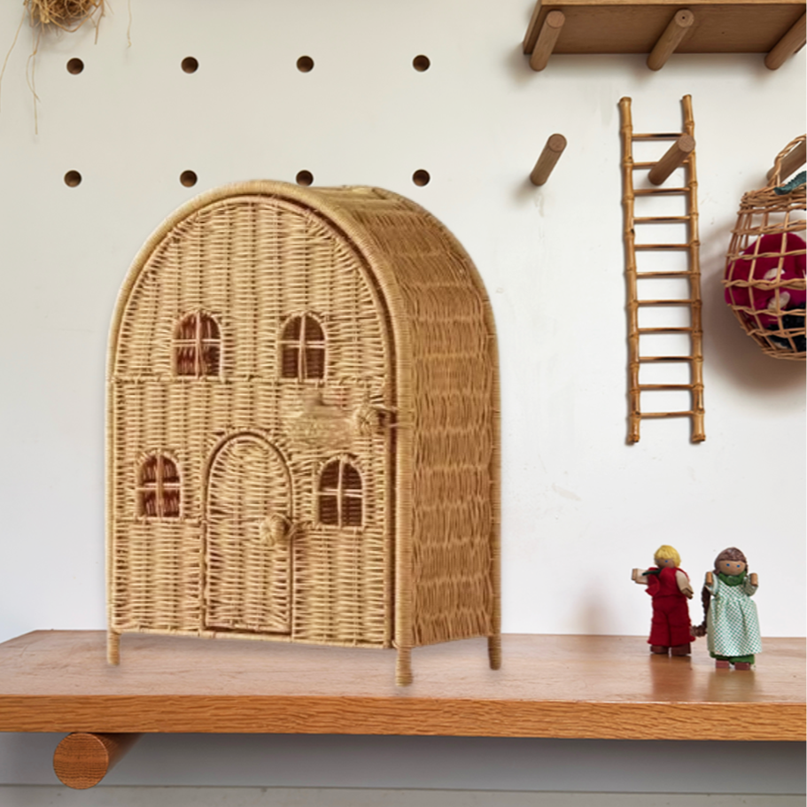 Dolls House/Toy Shelving